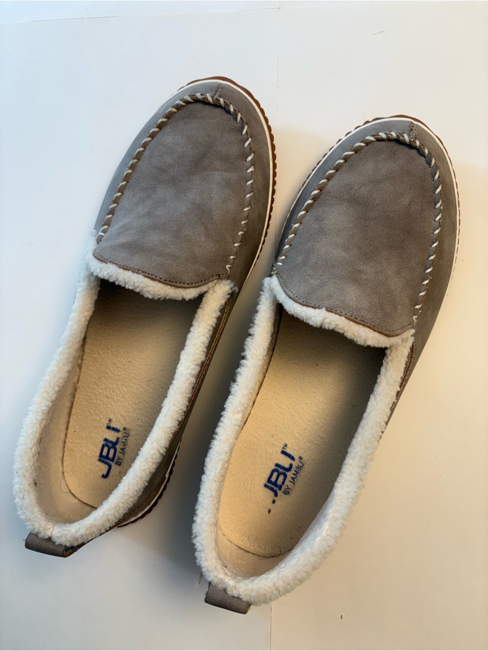 JBU Women’s Gray Faux-Shearling Slip-On Moccasin